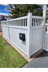 80mm x 50mm Chunky - Vertical Fences -  80x50 Rails - 38mm Top battens